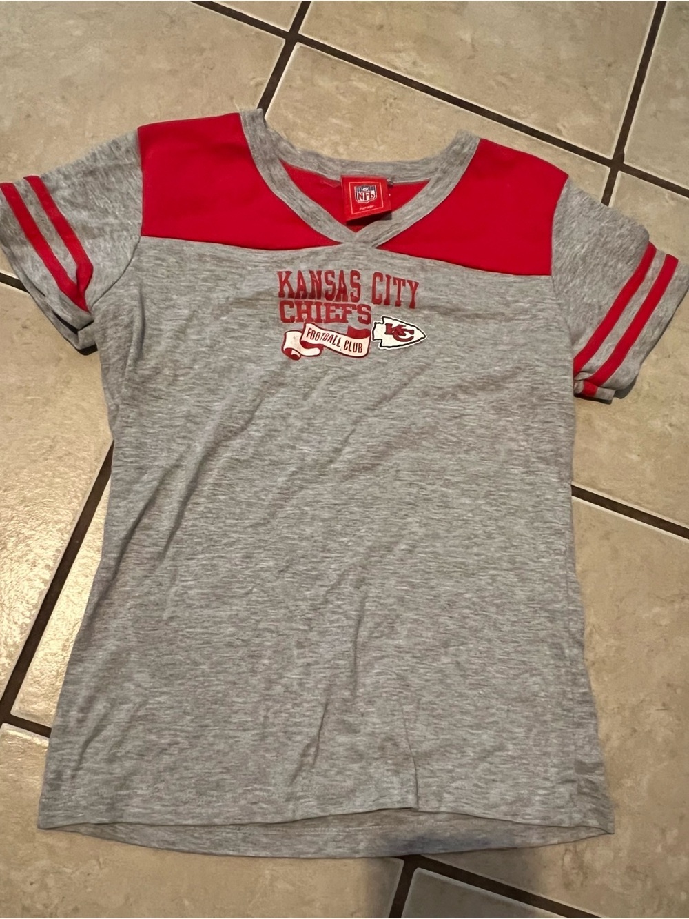 Vintage Kansas City Chiefs Football Club Women  T-shirt Football NFL Size Large